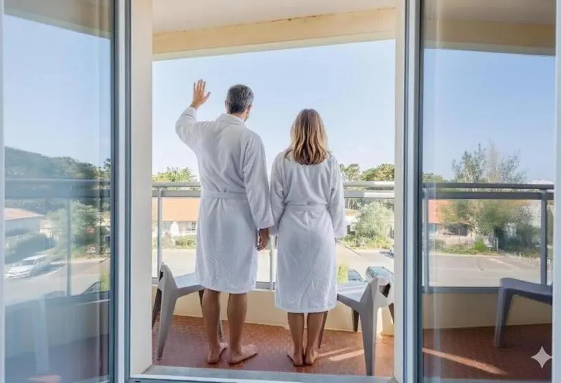 Comfort room with balcony, La Cote Oceane
