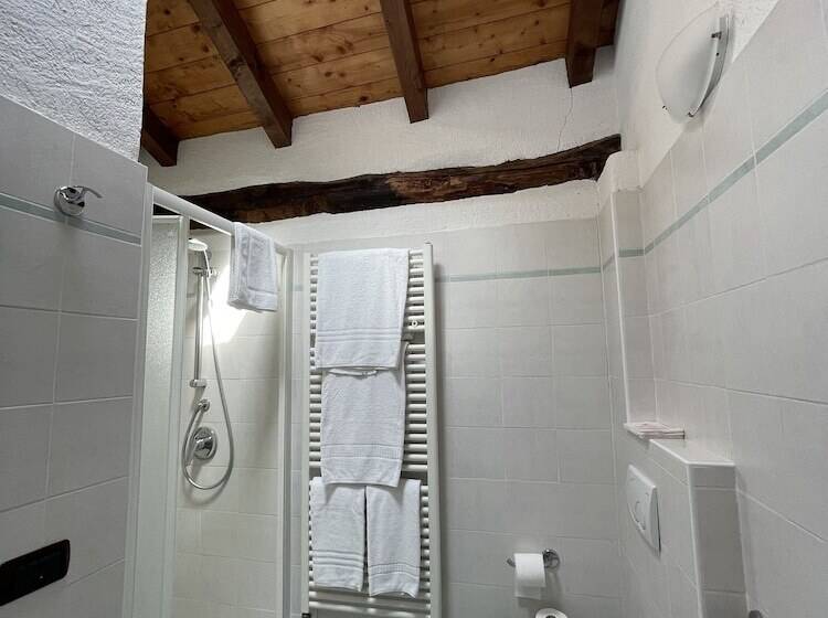 غرفة سوبيريور, Albergo La Torre