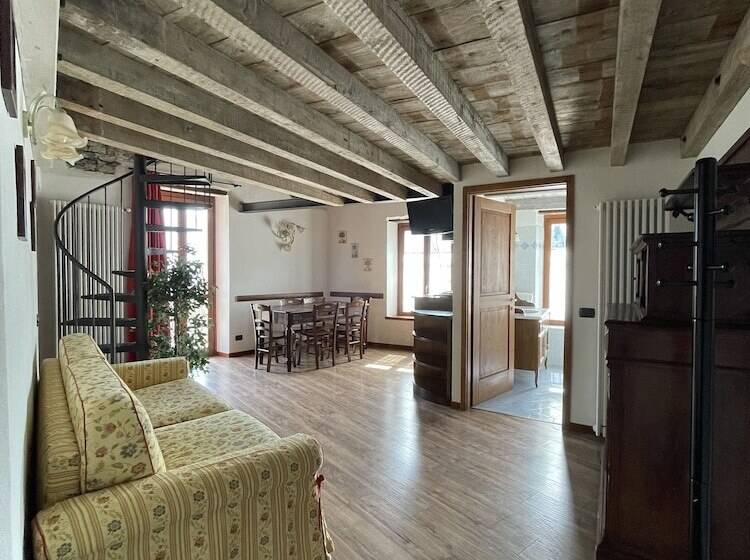 جناح عائلي, Albergo La Torre