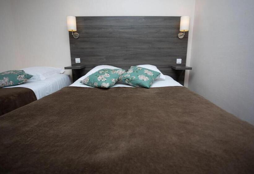 غرفة قياسية ثلاثية, Logis Hôtel Le Carnot