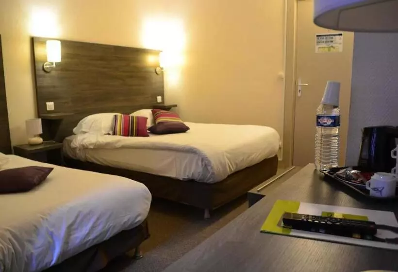 スタンダードトリプルルーム, Logis Hôtel Le Carnot