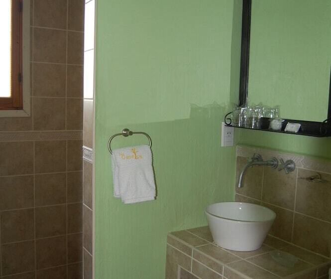 غرفة قياسية, Los Canelos