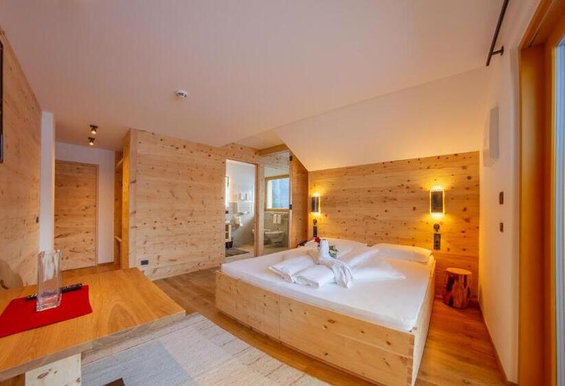 수피리어 룸, Rosengarten