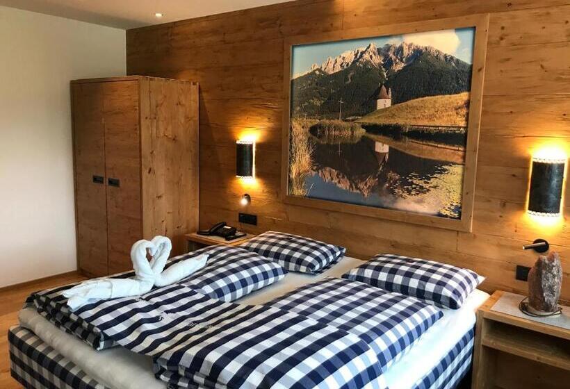 수피리어 룸, Rosengarten