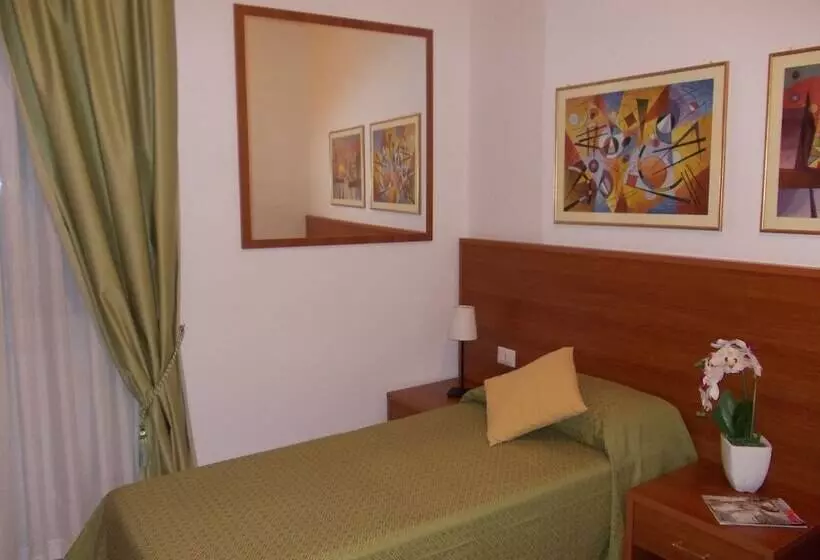 اتاق استاندارد یک نفره, Solaria