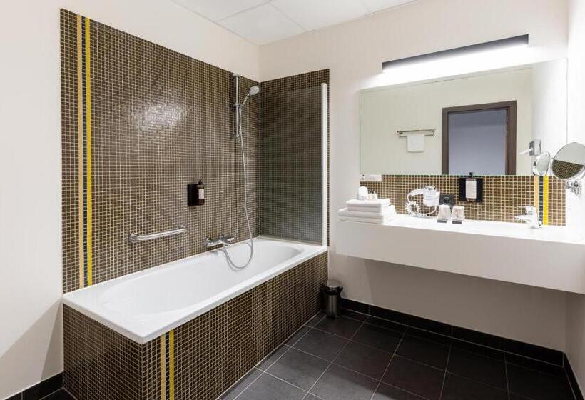 Семейный Номер, Stayen