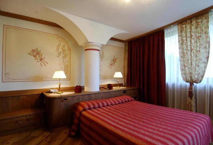 סוויטה עם מרפסת, Tevini Dolomites Charming