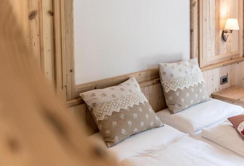 חדר סטנדרט, Tevini Dolomites Charming