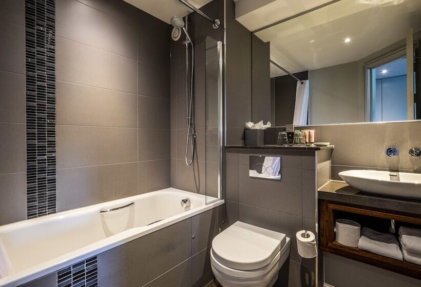 高级大房间, The Alexander Pope