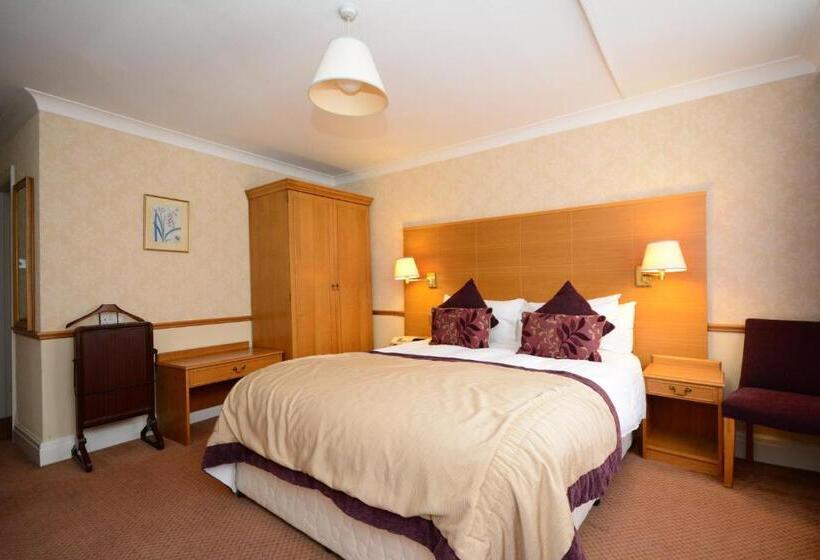 غرفة قياسية, The Crescent