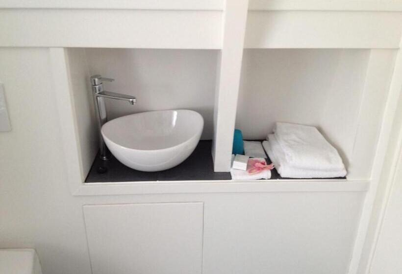 标准单人间, Zeespiegel