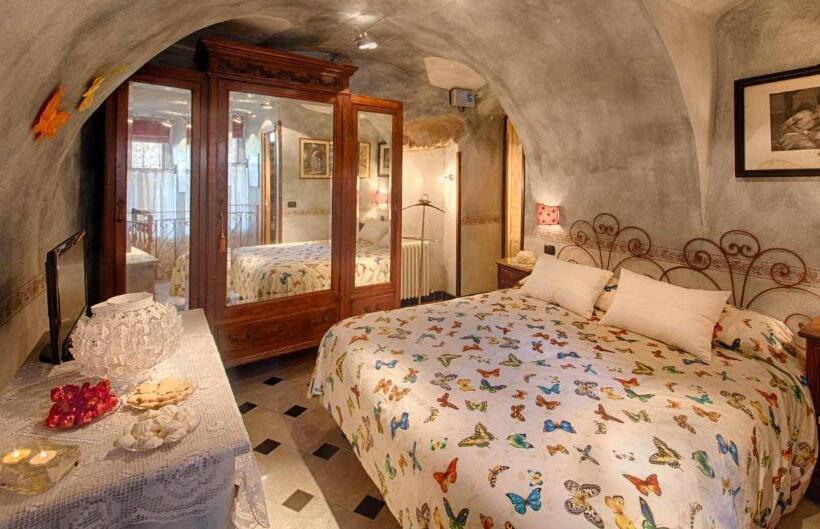 Négyágyas Standard Szoba, Munta E Cara Albergo Diffuso