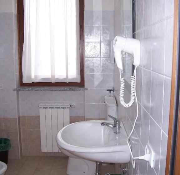 标准三人间, Villa Giovanna