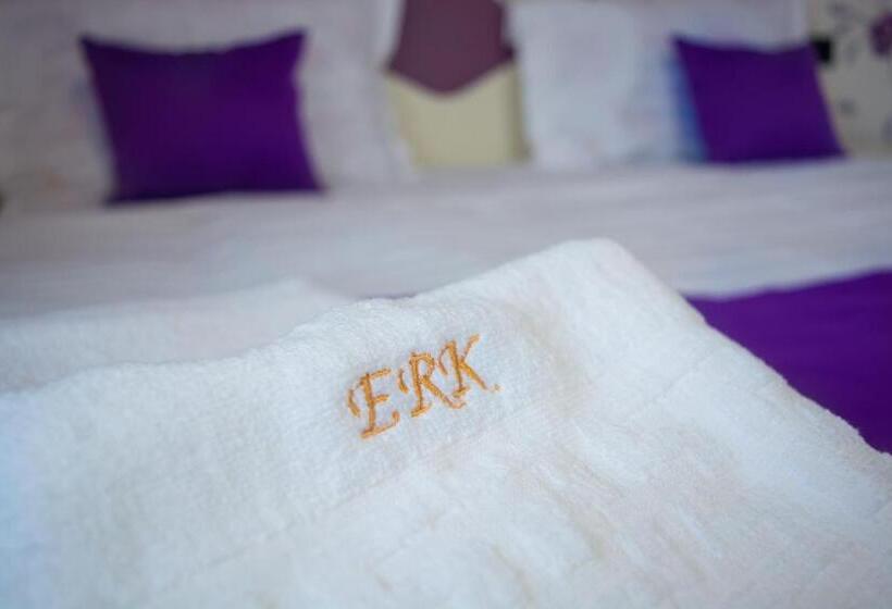 Номер Стандарт, Casa Erk