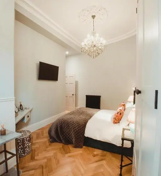 ２ベッドルームアパートメント, Ch1 Boutique Stays
