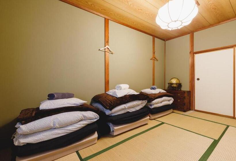 Дом 1 Спальня, Couch Potato Hostel   Vacation Stay 88241