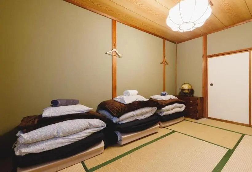 خانه 1 خوابه, Couch Potato Hostel   Vacation Stay 88241