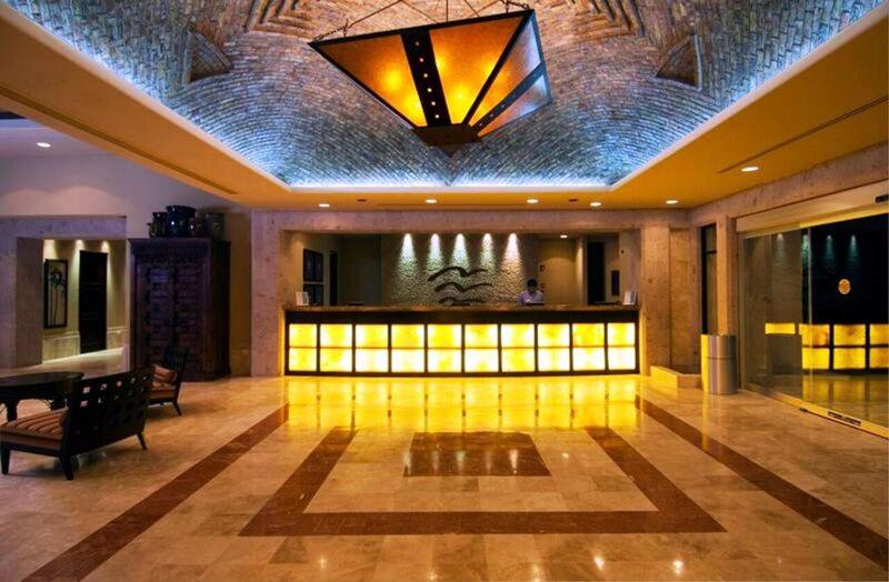 آپارتمان 2 خوابه, 2 Br Condo Las Palomas Sandy Beach