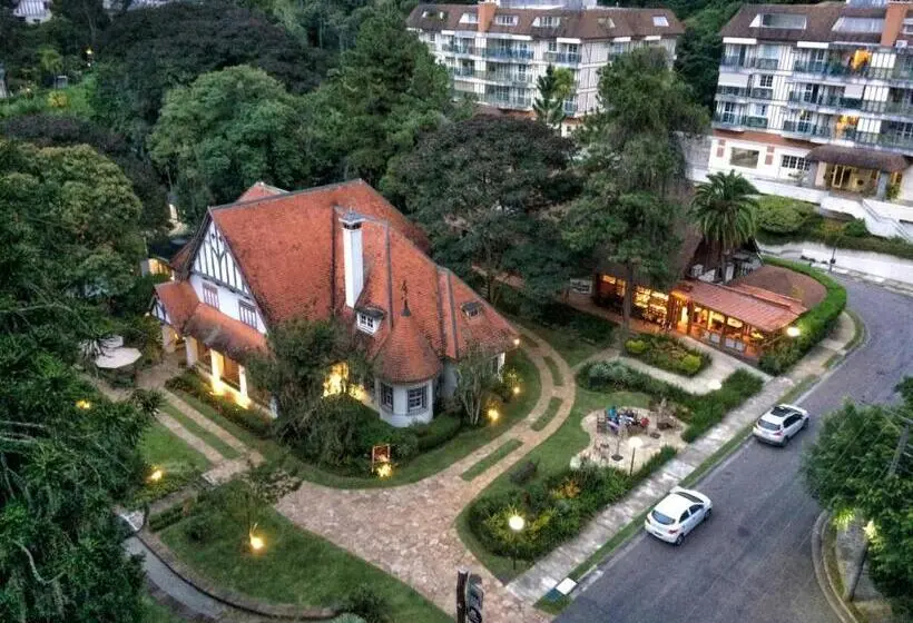 スタンダードスタジオ, Apto Itaipava Granja Brasil