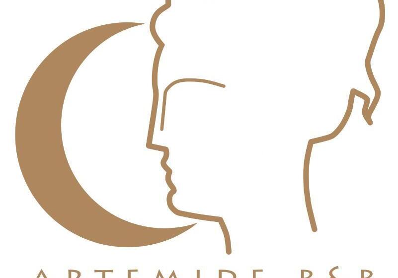 חדר סטנדרט לארבעה, Artemide B&b