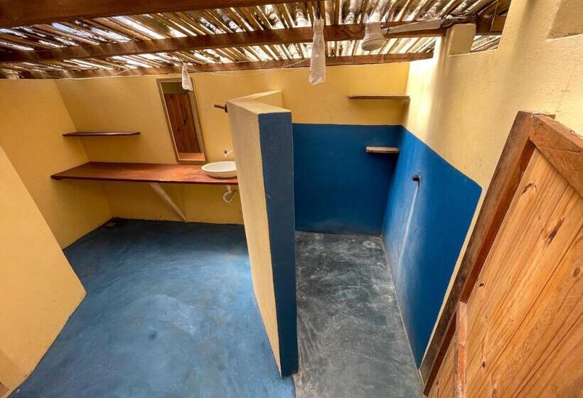 سرير فى غرفة مشتركه, Hostel Moreré