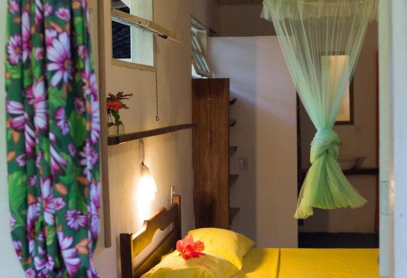 جناح مزوَّد بشرفة, Hostel Moreré