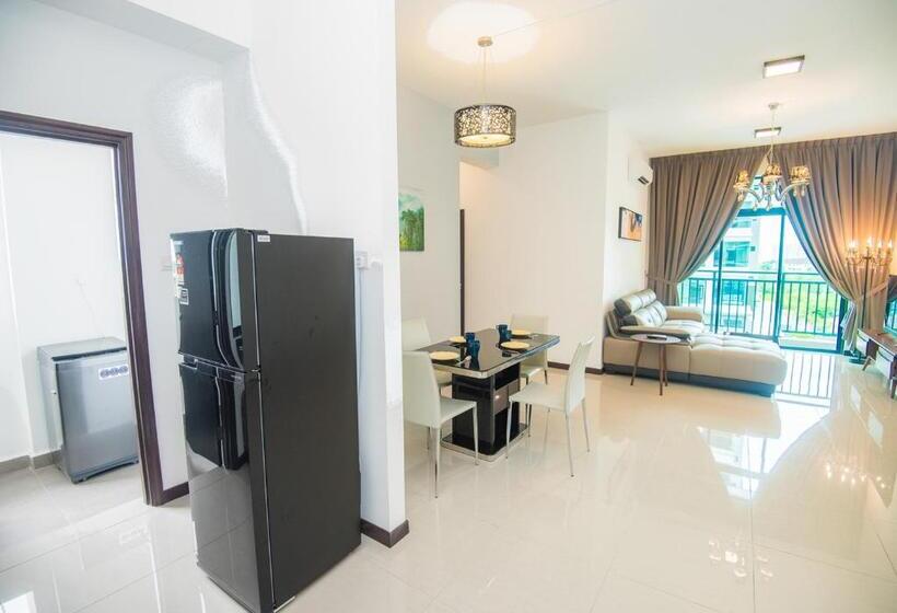 חדר סטנדרט נוף לבריכה, Molek Regency Taman Molek