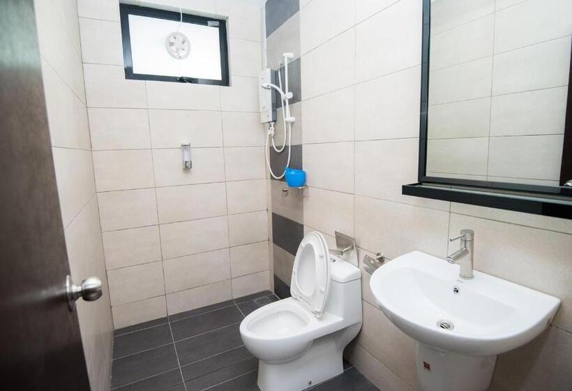 חדר סטנדרט נוף לבריכה, Molek Regency Taman Molek