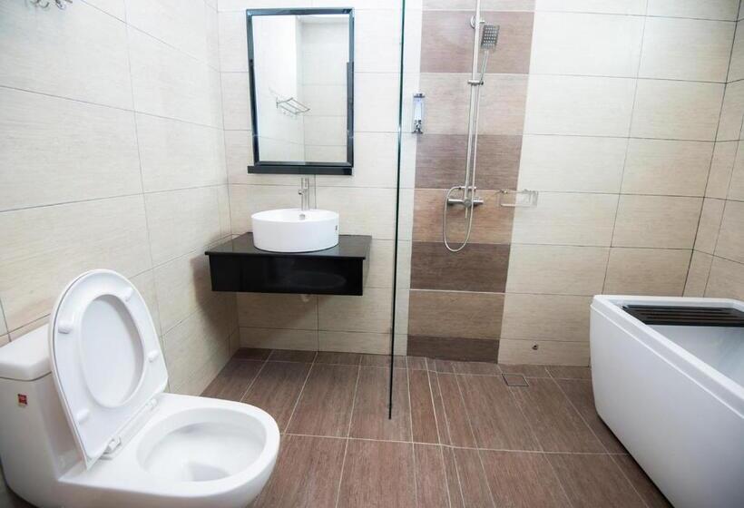 חדר סטנדרט נוף לבריכה, Molek Regency Taman Molek