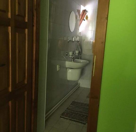 חדר אקונומי, G Penzion