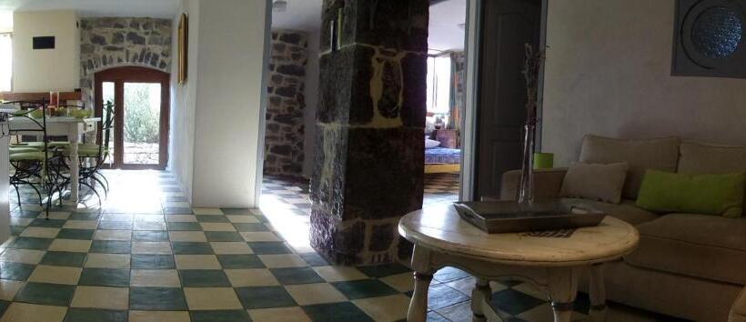 ４ベッドルームハウス, Gîte L Escoussou Au Calme, 6p, 4ch, 130m2, Charme Et Nature, Piscine Chauffée, Sud Ardèche