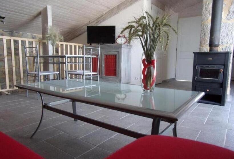 ４ベッドルームハウス, Gîte L Escoussou Au Calme, 6p, 4ch, 130m2, Charme Et Nature, Piscine Chauffée, Sud Ardèche