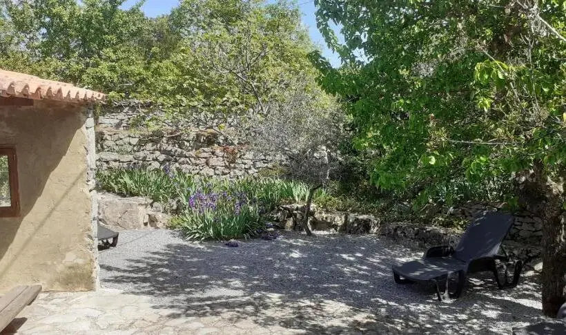 ４ベッドルームハウス, Gîte L Escoussou Au Calme, 6p, 4ch, 130m2, Charme Et Nature, Piscine Chauffée, Sud Ardèche
