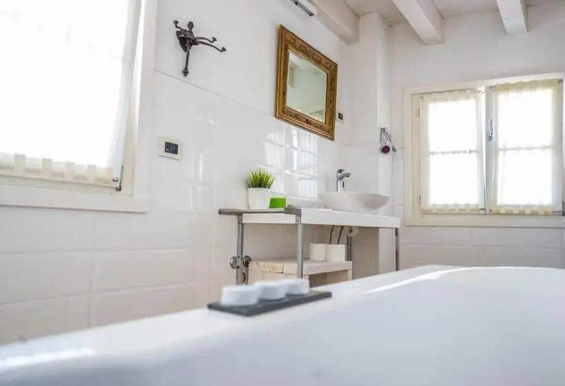 Standard room with outdoor bath, I Germani