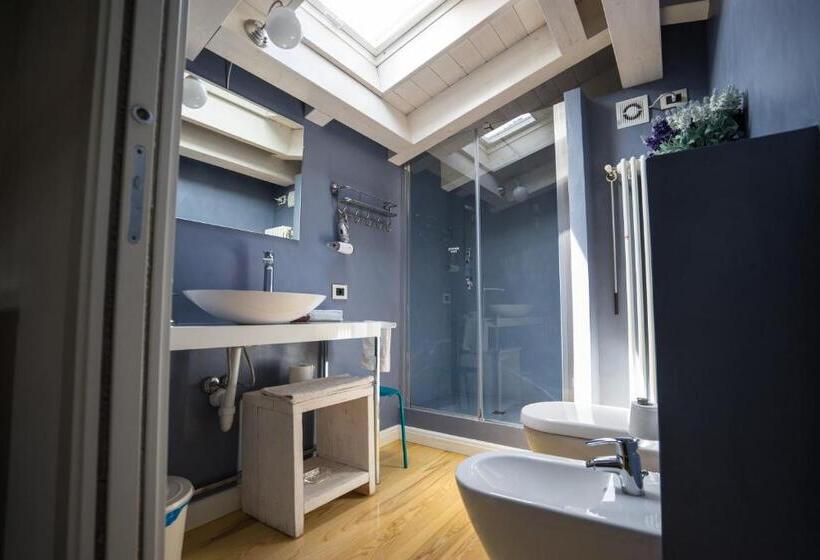 חדר סופריור, I Germani