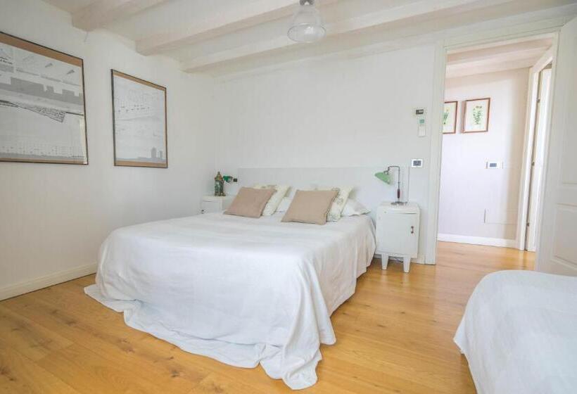 דירת חדר סופריור, I Germani