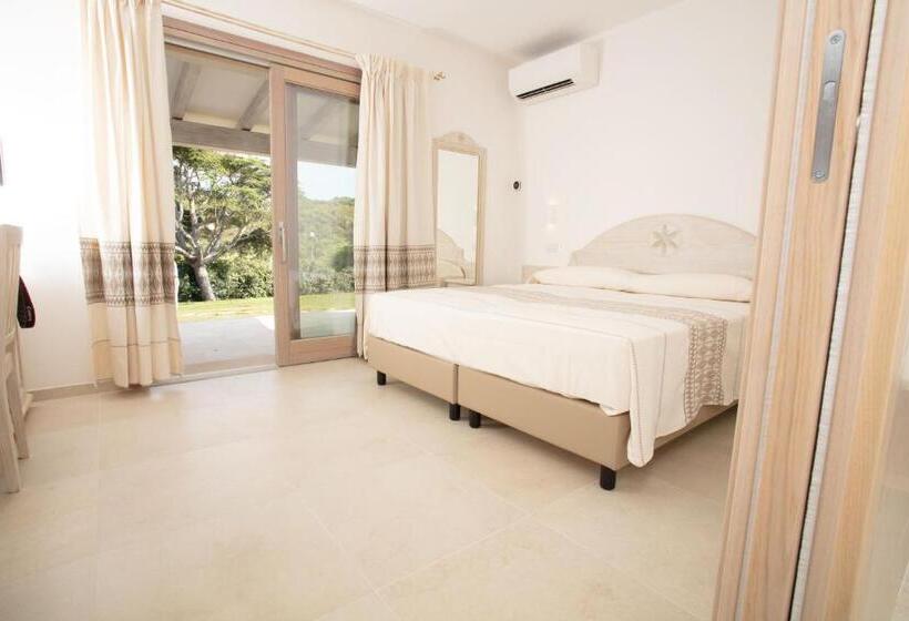 غرفة قياسية مطلّة علي الحديقة, La Corte Di Pulicinu