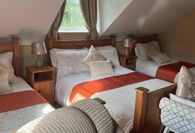 غرفة عائلية, Heeneys Lodge B&b