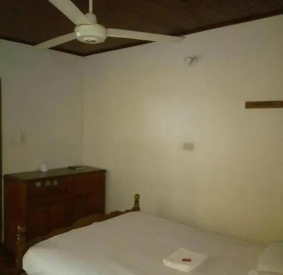 اتاق استاندارد, En Monteria City