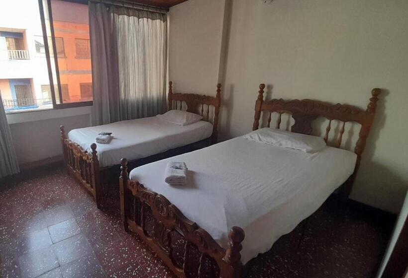 Номер Economy, En Monteria City