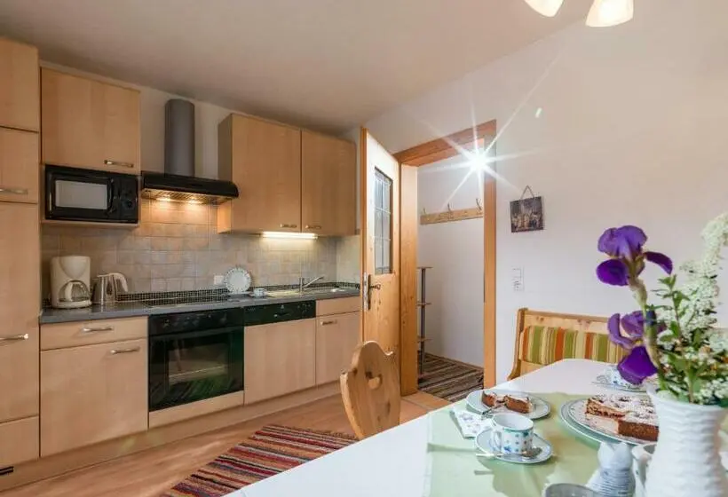 2 Bedroom Apartment with Balcony, Hofbauer