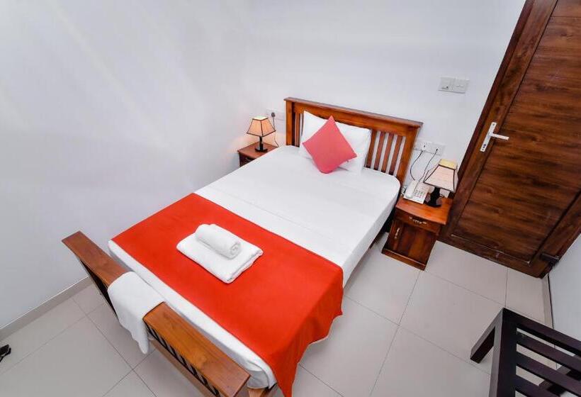 חדר סטנדרט יחיד, My City