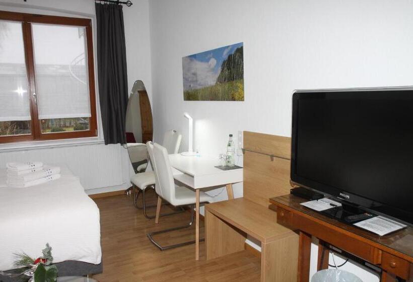 غرفة قياسية ثلاثية حمام مشترك, Famos Schlafen