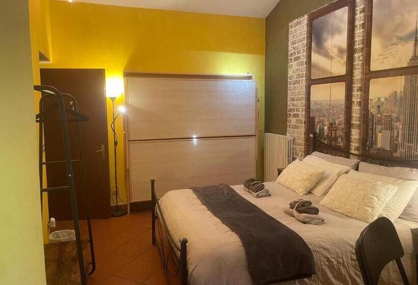 اتاق پنت هاوس, Stenghe Stracche