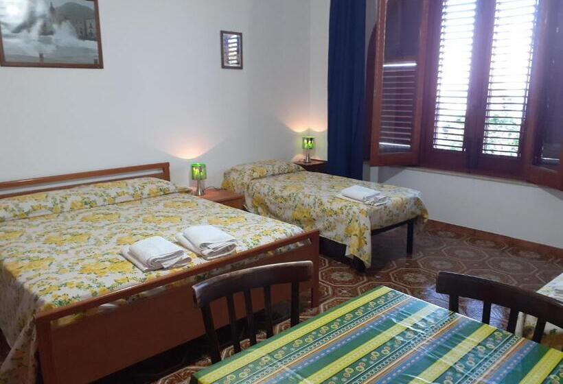 Camera Familiare, Villa Rosa