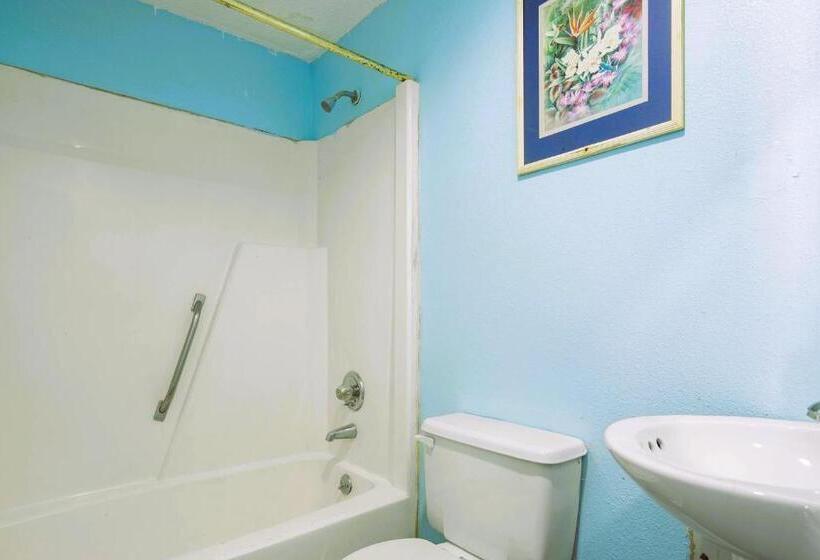 חדר סטנדרט עם מיטת קינג, O Myrtle Beach Boardwalk