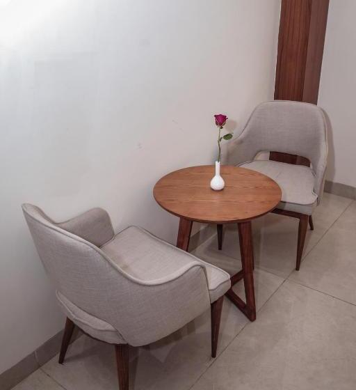 חדר דחוקס עם מיטת קינג, Superia Grand