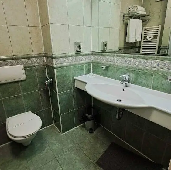 Standard-huone, Iadolina