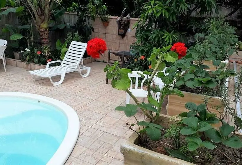 スタンダードトリプルルーム, Suíte 7 Com Piscina E Wi Fi Em Caraguatatuba