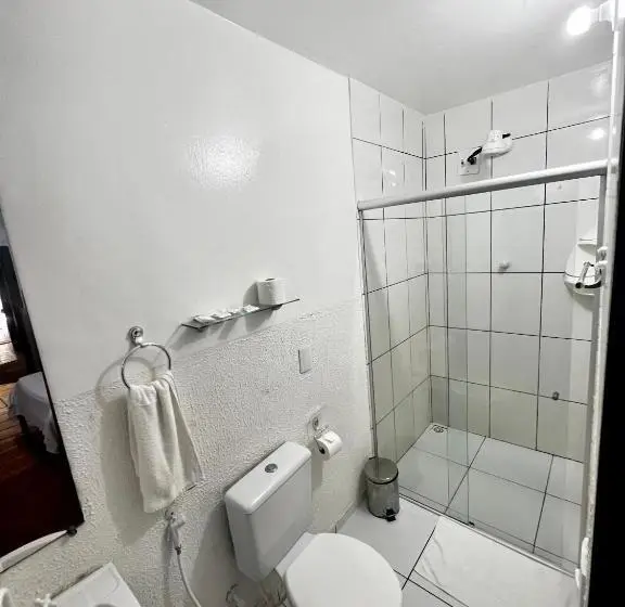 Economy Quadruple Room, Pousada Casa Cecilia
